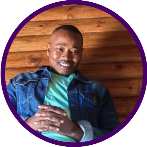 Mbuso Blose<br><h6>Travel Expert</h6>